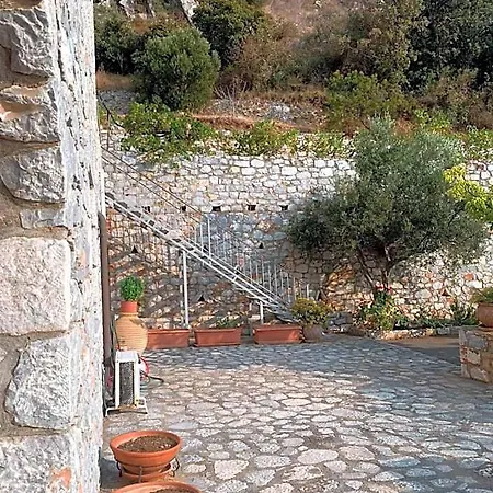 Vatoulia House 3* Koita