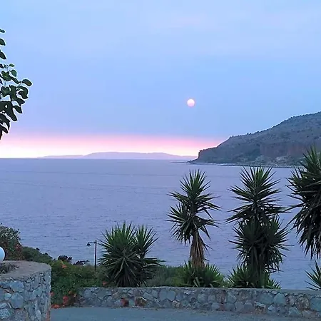 Vatoulia House Hotel Koita