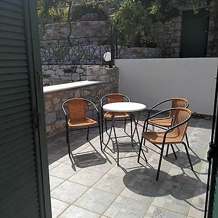 Vatoulia House 3*
