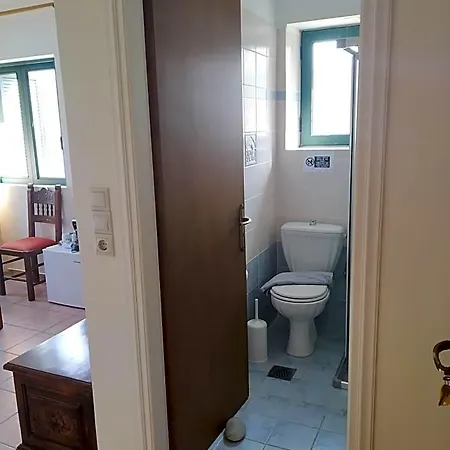 Hotel Vatoulia House 3*