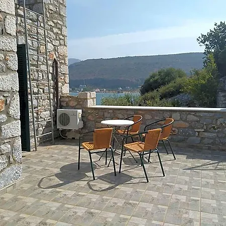 Vatoulia House 3* Koíta